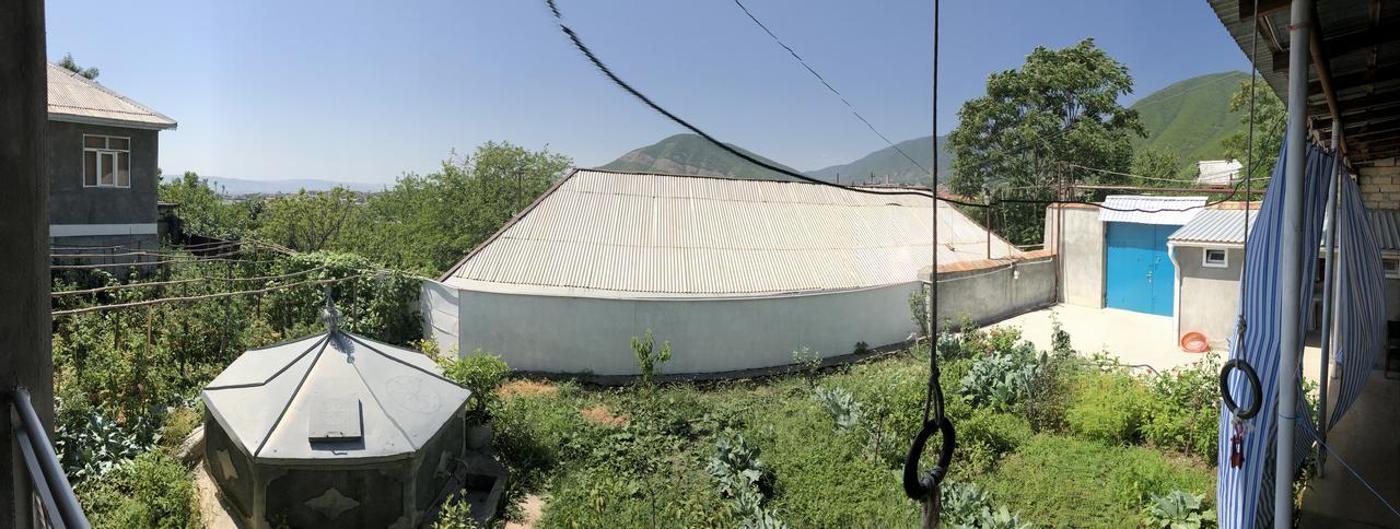 Shaki Host House Bed & Breakfast Sheki Exterior photo